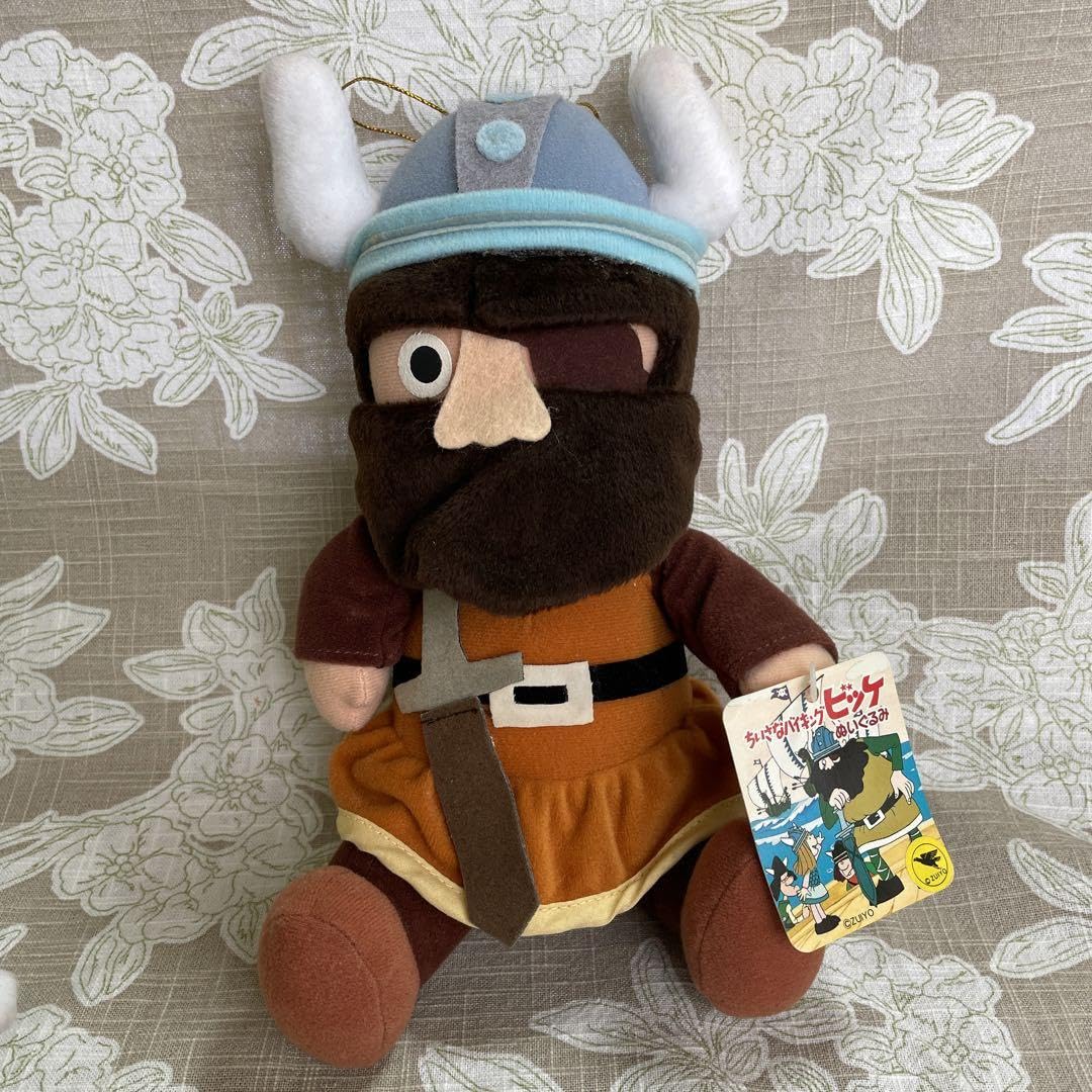 Amazon.co.jp: ちいさなバイキングビッケ ぬいぐるみ : おもちゃ